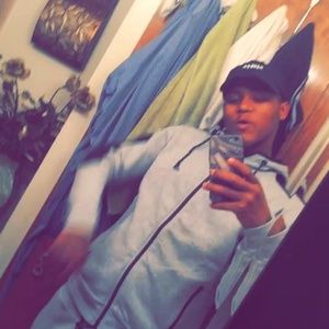 Meet your Posher, Head